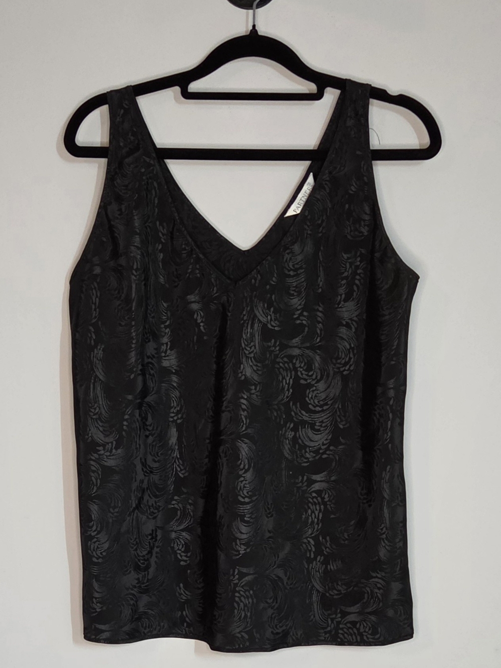 Black V-Neck Jacquard Tank Top